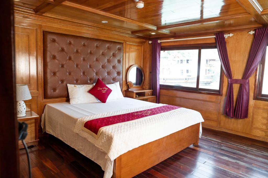Lan Ha Bay Cruise 2Days 1Night From Cat Ba Island