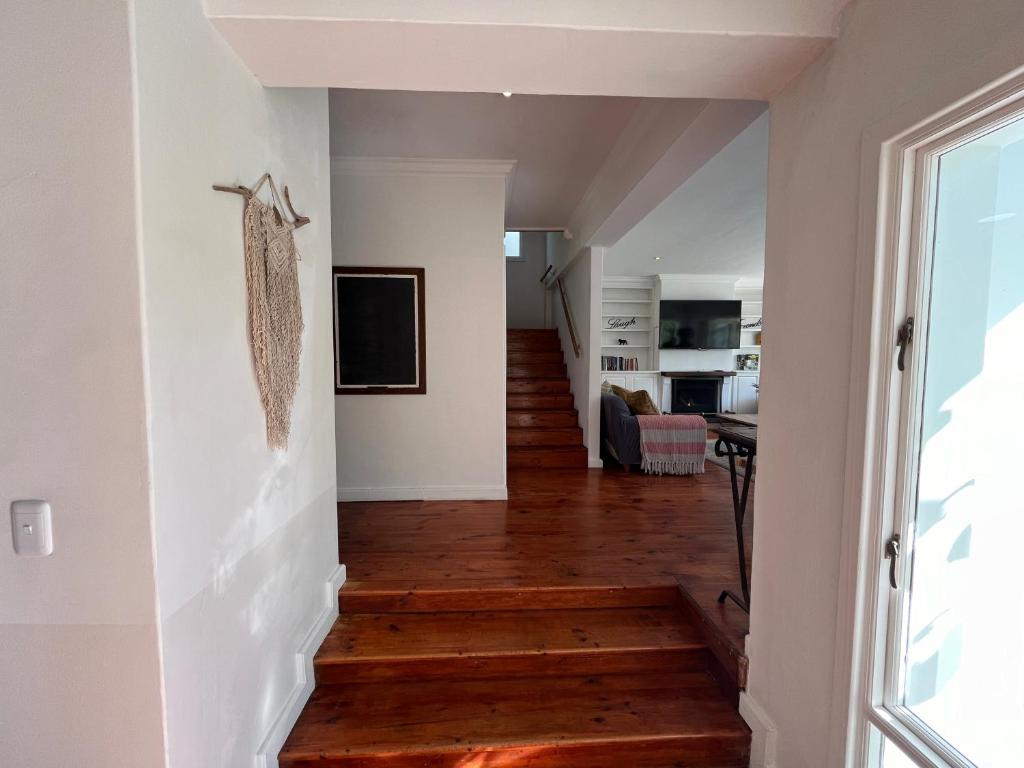 Baha Sanctuary House - 3 Bedroom House with Pool - Tap to explore photos