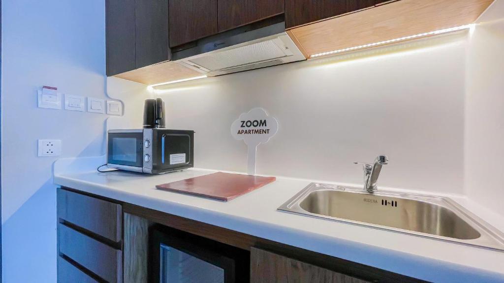 Cozy Panorama Apartment In Front of the City Center Beach