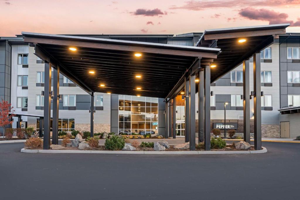 Hotel Peppertree Bend, BW Premier Collection image