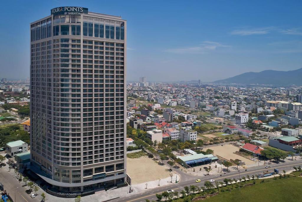 Altara Suites Luxury Ocean View Da Nang by Villuxy