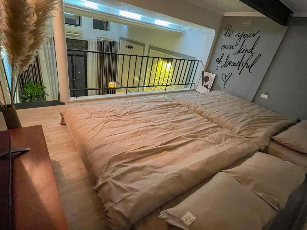 Zeus Living - Old Quater Homestay