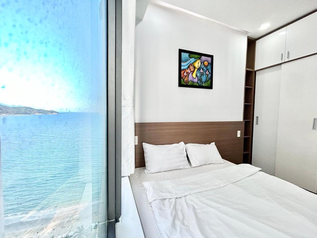 Mường Thanh Viễn Triều Beachfront Apartment