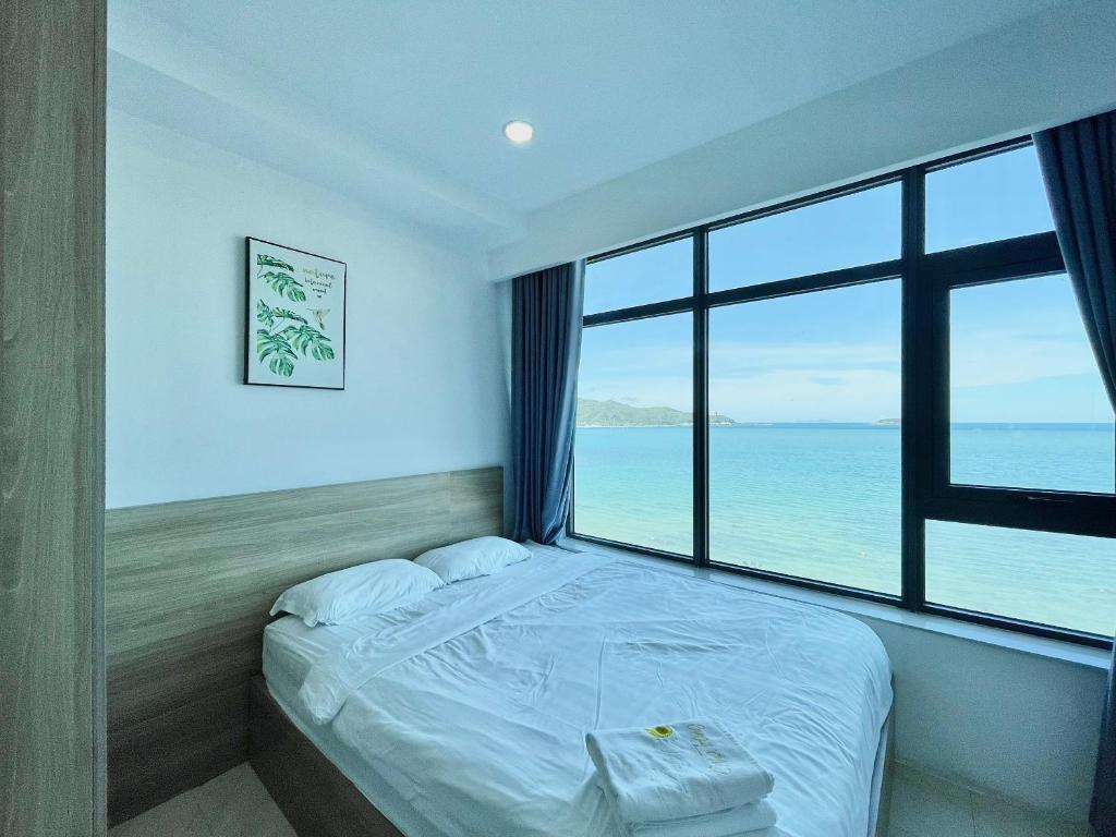 Mường Thanh Viễn Triều Beachfront Apartment