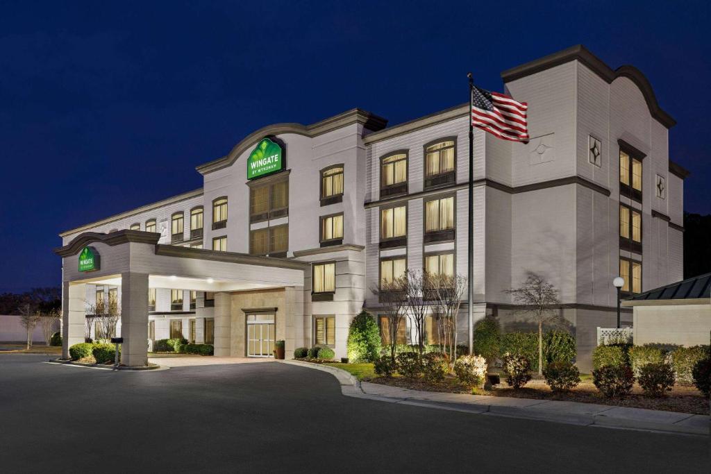 Wingate By Wyndham Southport image