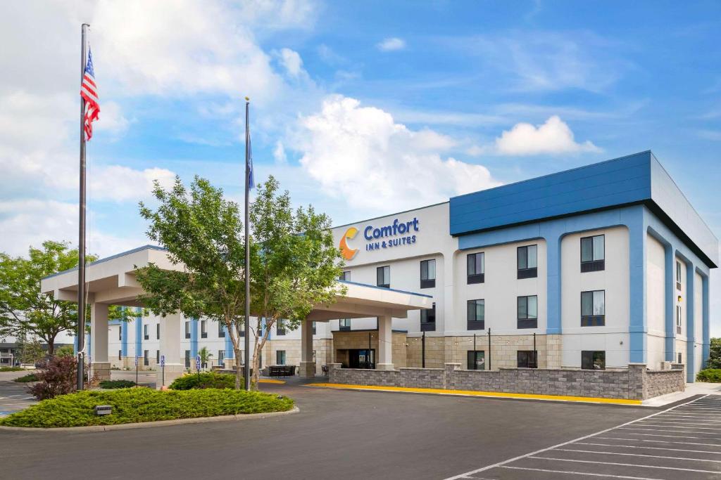 Comfort Inn & Suites Rapid City near Mt. Rushmore image