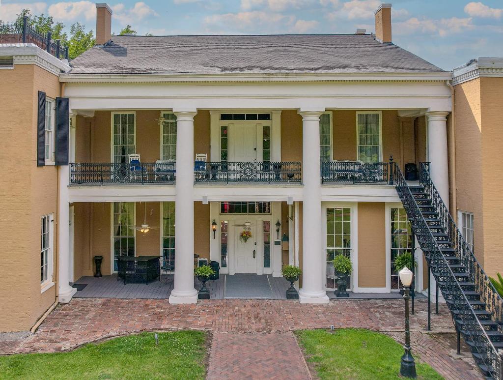The Inn at Cedar Grove image