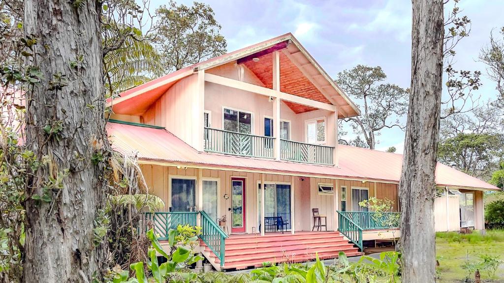 Volcano Forest Inn image