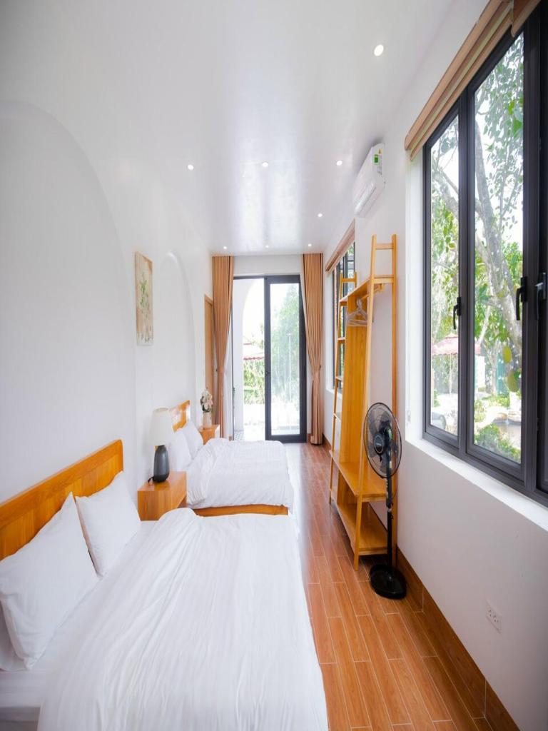 Villa 6 Phòng ngủ - Đầy đủ tiện ích - bể bơi - bàn bi a - Hoà Bình