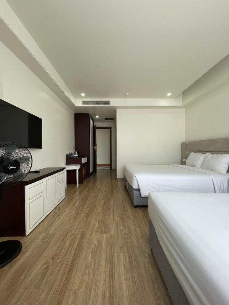 Lotus Hotel & Apartment