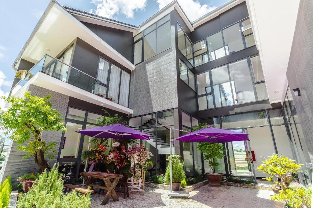 Đà Lạt Mega Sky Hotel