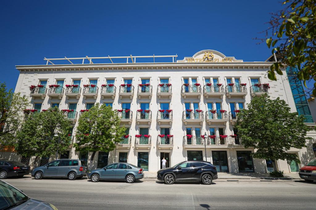 Hotel Plaza Berat photo 2