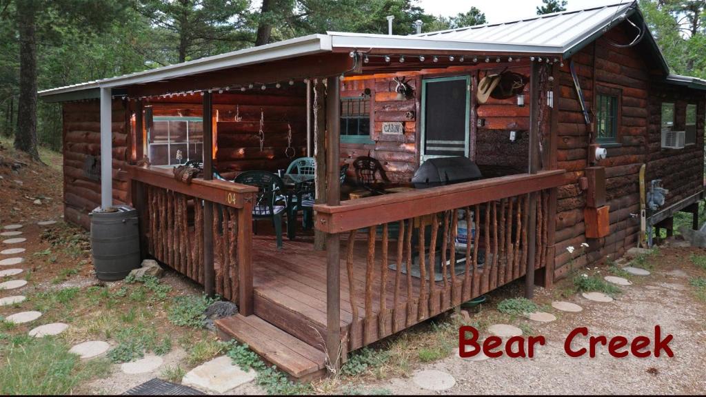 Bear Creek Cabin image