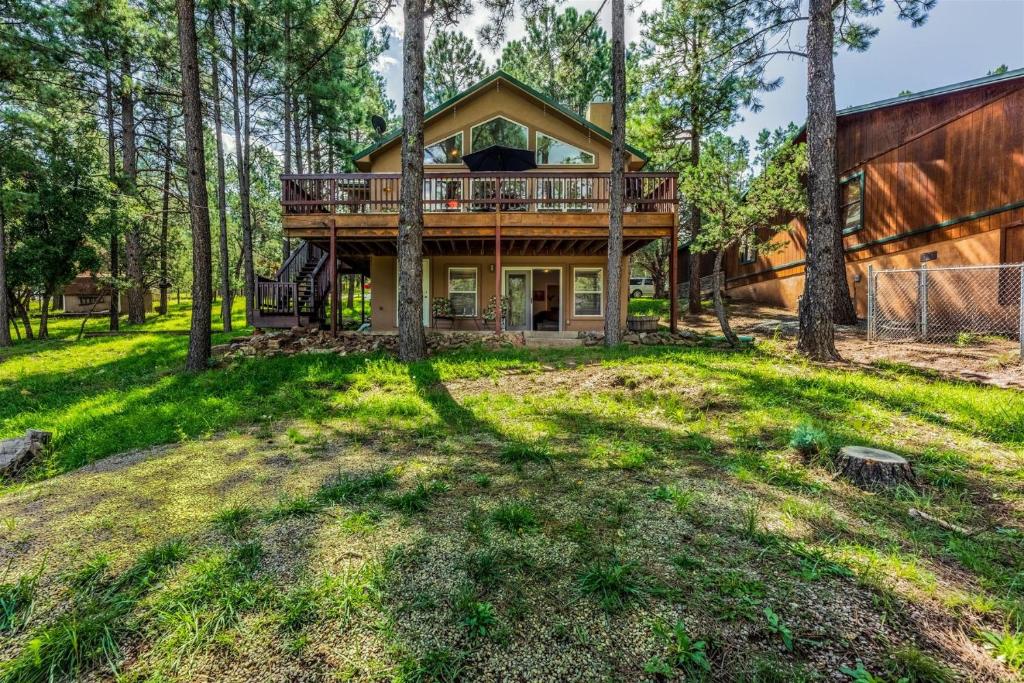 Four Bears Bungalow image