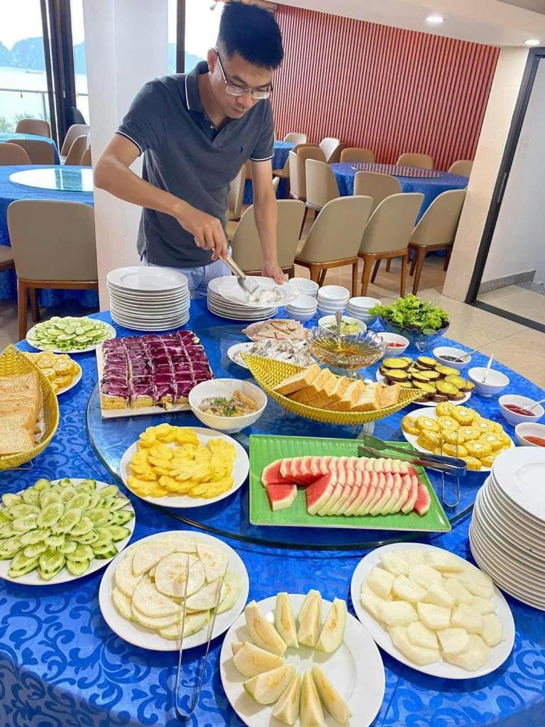 Hạ Long Land Hotel