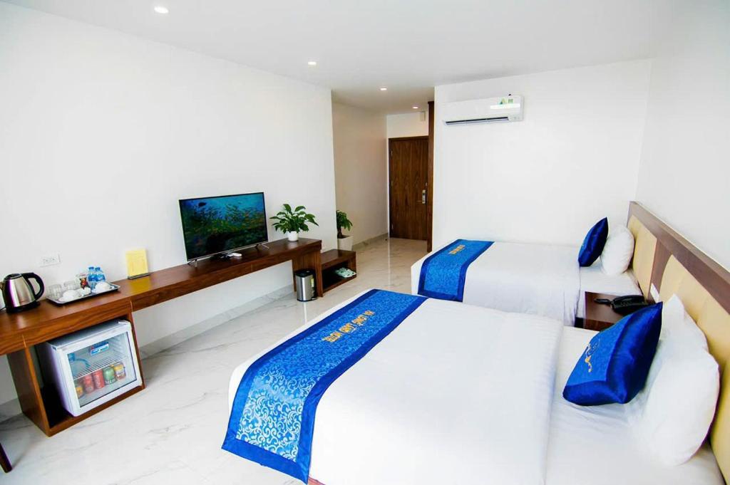 Hạ Long Land Hotel