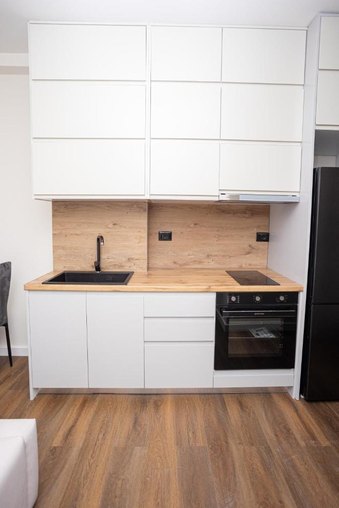 iunn Apartments photo 2