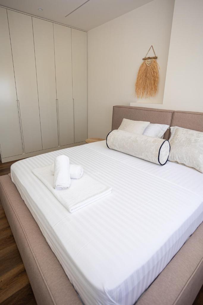 iunn apartment 2 photo 4