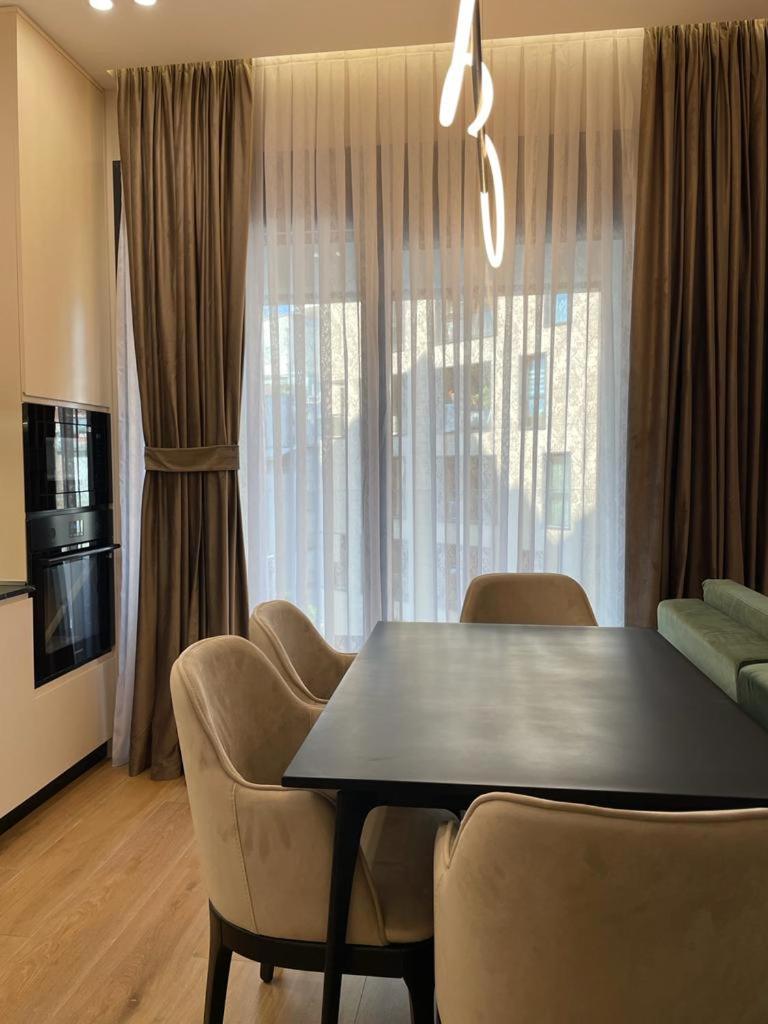 Luxurious Viridario 2 Tirana Lake flat photo 3