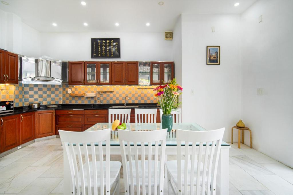 Benzen Boutique Villa By The Sea