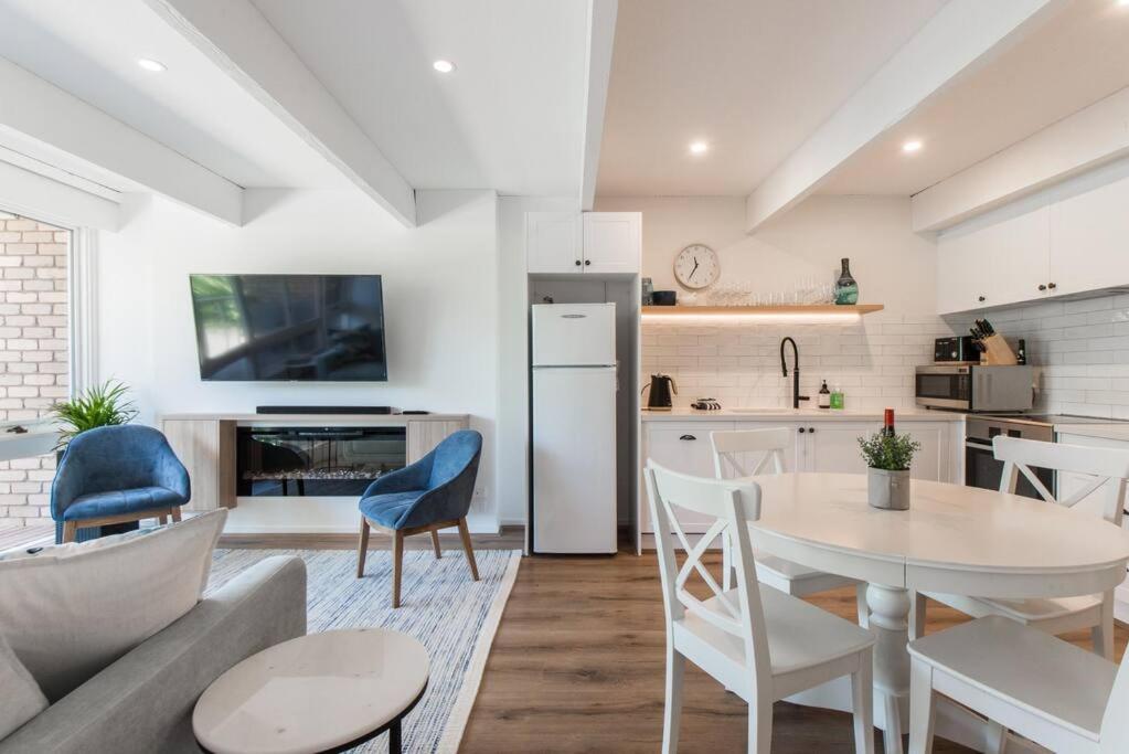 Blairgowrie Beach Townhouse Opposite the beach! photo 3