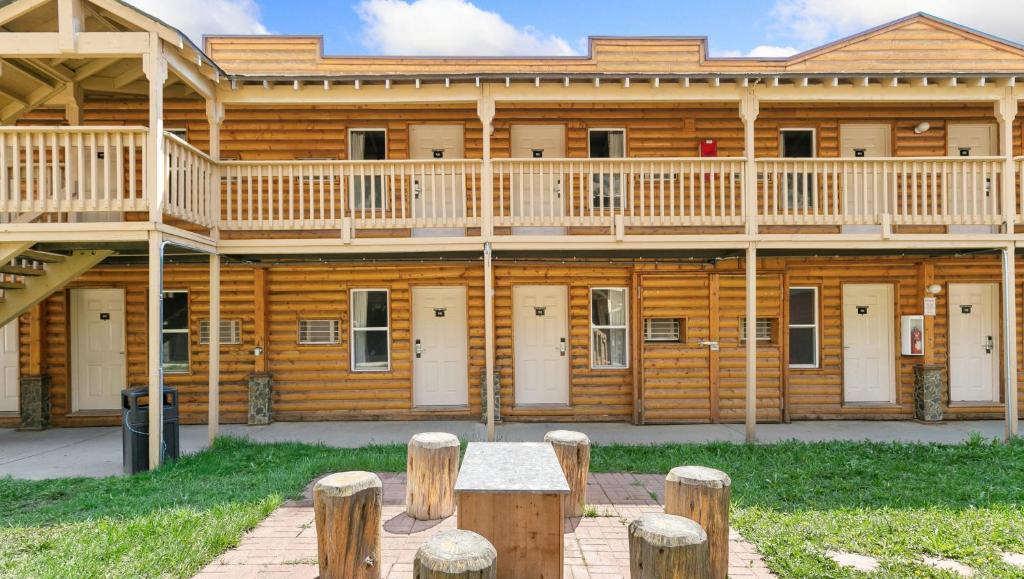 Georgetown Lodge image