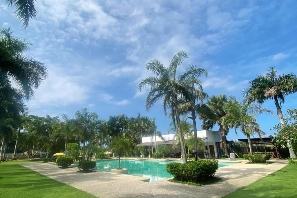 The Ranch Resort Cebu powered by Cocotel - Tap to explore photos