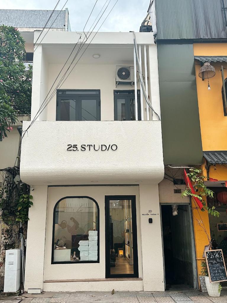 25Studio House - District 1