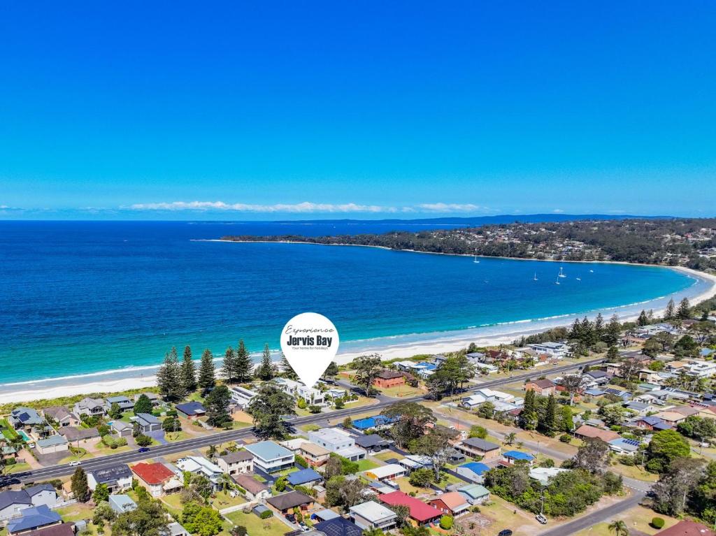 Bali Beach House by Experience Jervis Bay photo 2