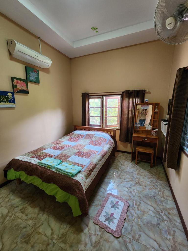BaanlungchuHomestay&Cafe - Tap to explore photos