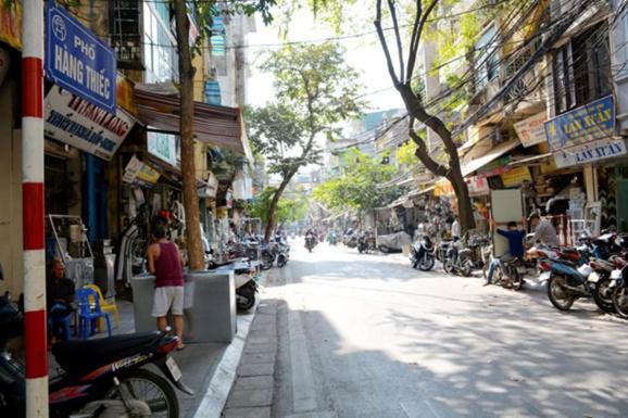 Little Hanoi House 2 Bedrooms with Laundry & Dryer
