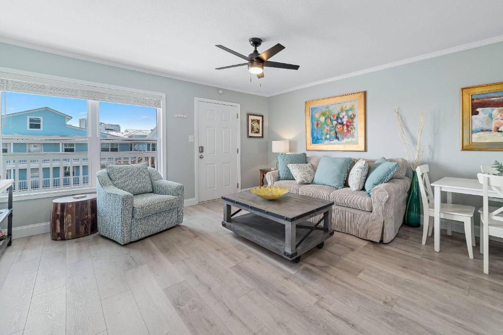 Lagoon Landing 303 image