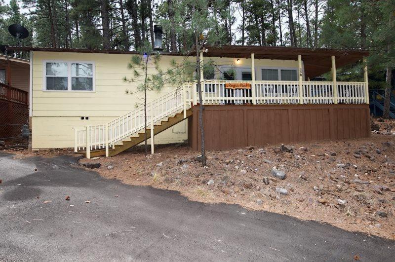 Pamelas Place image