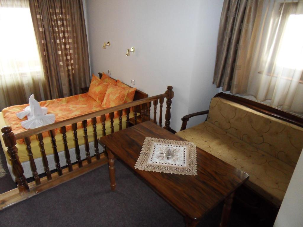 Сьюит (Улучшенный полулюкс), Family Hotel Nadejda
