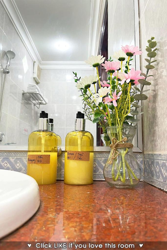 LU HOMESTAY - A Lush and Peaceful Private Room in Da Nang