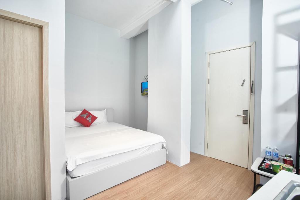 Eco Hotel & Apartment