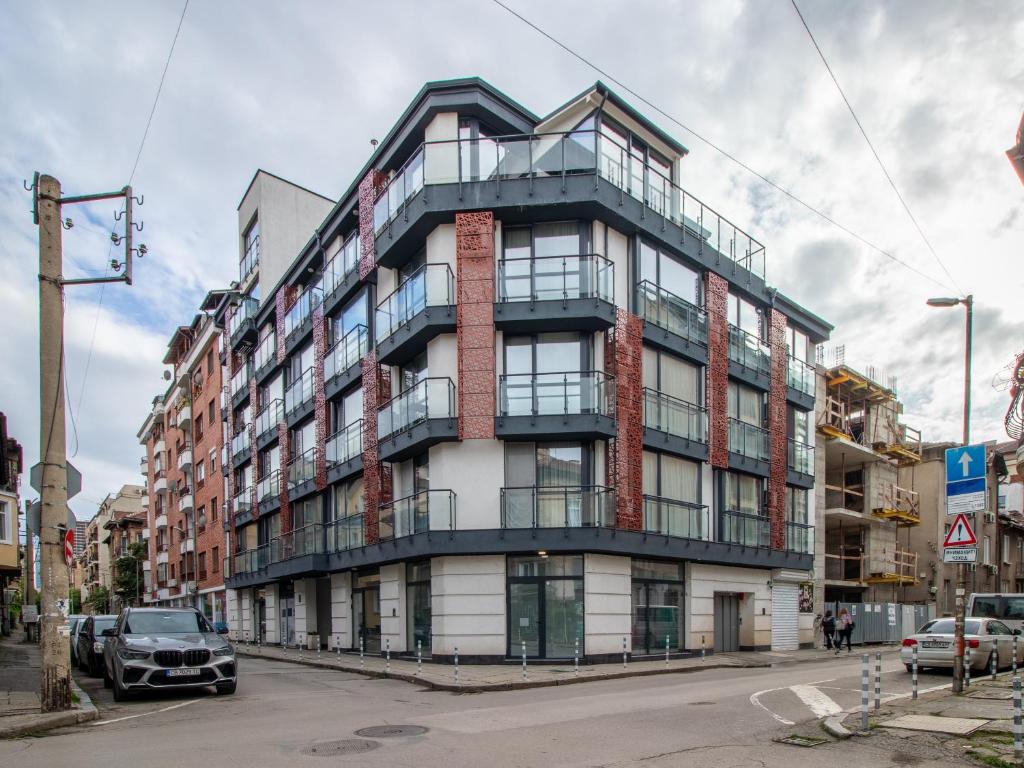 Stay & Explore Sofia - Central Studio