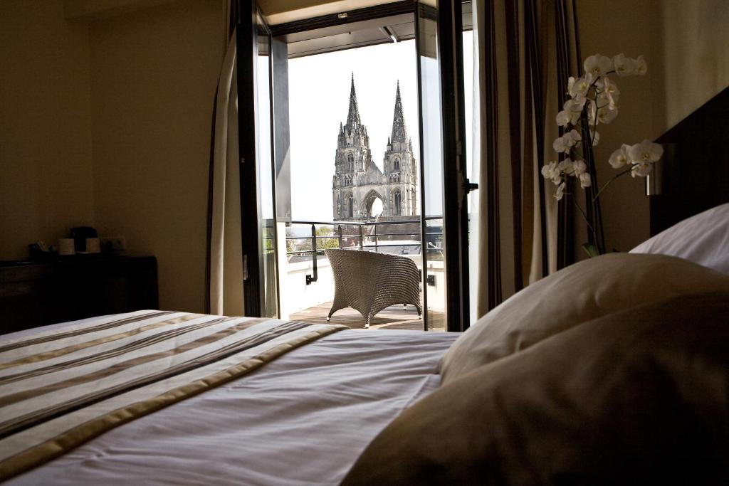 Best Western Plus Hotel des Francs - Tap to explore photos