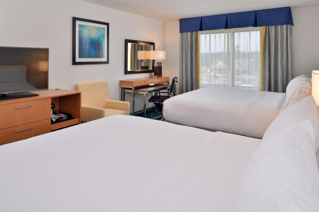 Holiday Inn Express and Suites West Ocean City, an IHG Hotel photo 1