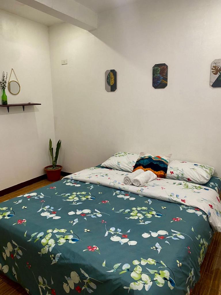 Moalboal Panagsama beach TopBudz Hostel, Badian