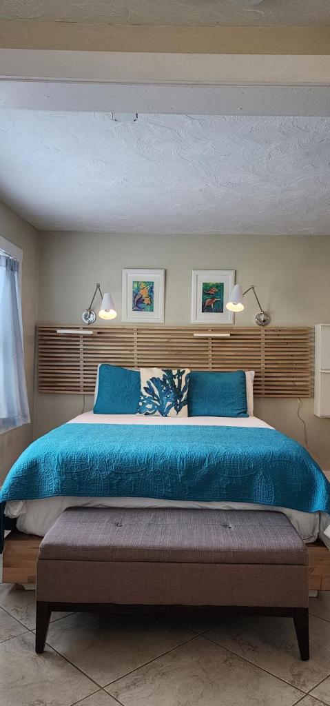 Cozy Beach Rental 1B/1B image