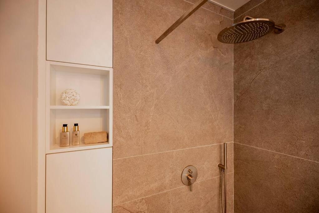 Luxe chalet met sauna in een oase van rust photo 3