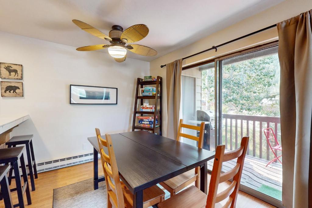 Mountain Stream Condo, Eagle