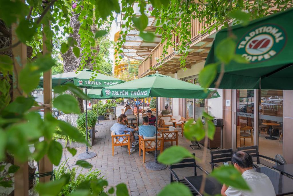 Khách sạn Dana Pearl 