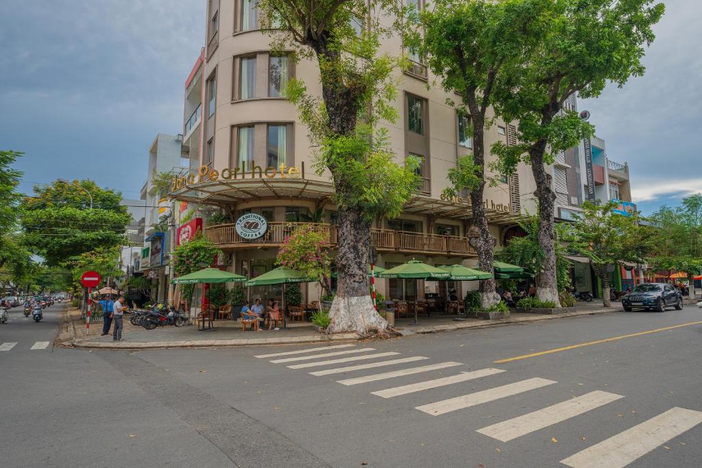 Khách sạn Dana Pearl 