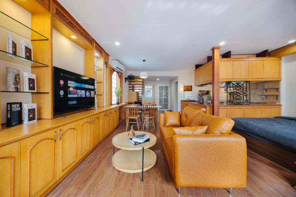 VietHOME - 401 Family Choice 3 pax - Lift - Kitchen