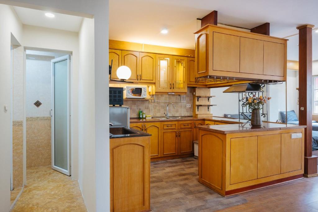 VietHOME - 401 Family Choice 3 pax - Lift - Kitchen