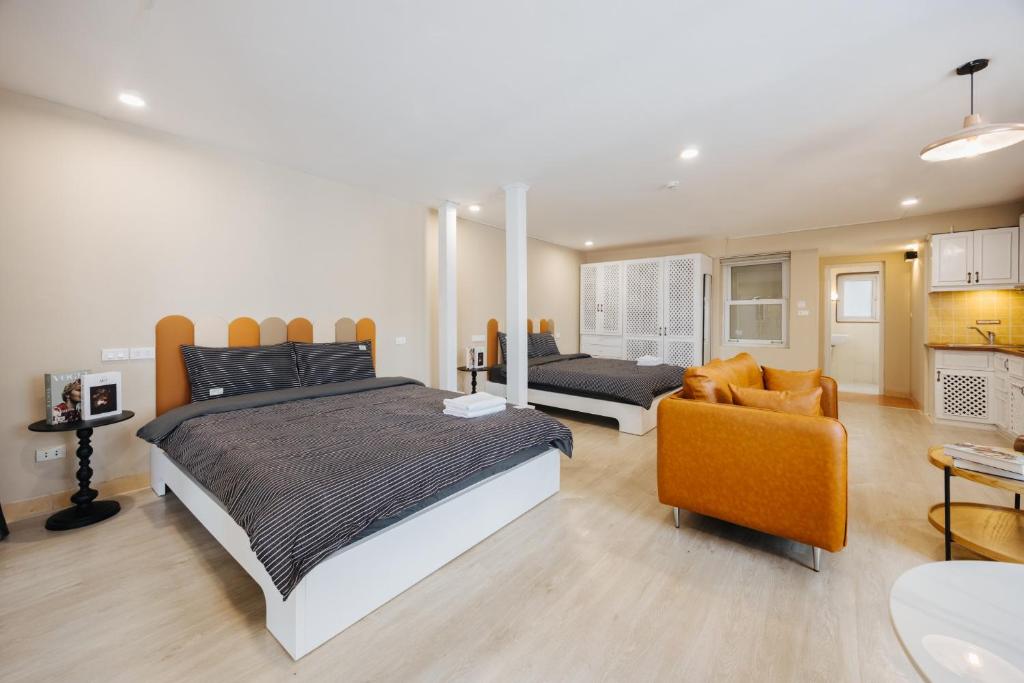 VietHOME- 502 Hang Bai-4 pax Netflix FREE Laundry