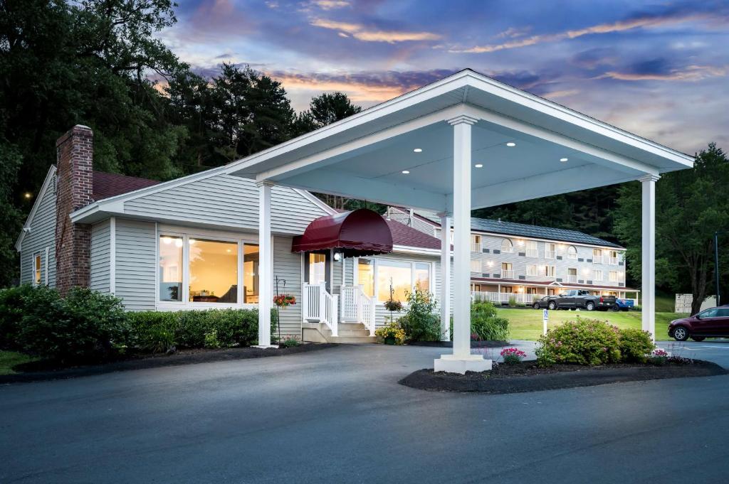 Best Western Freeport Inn image