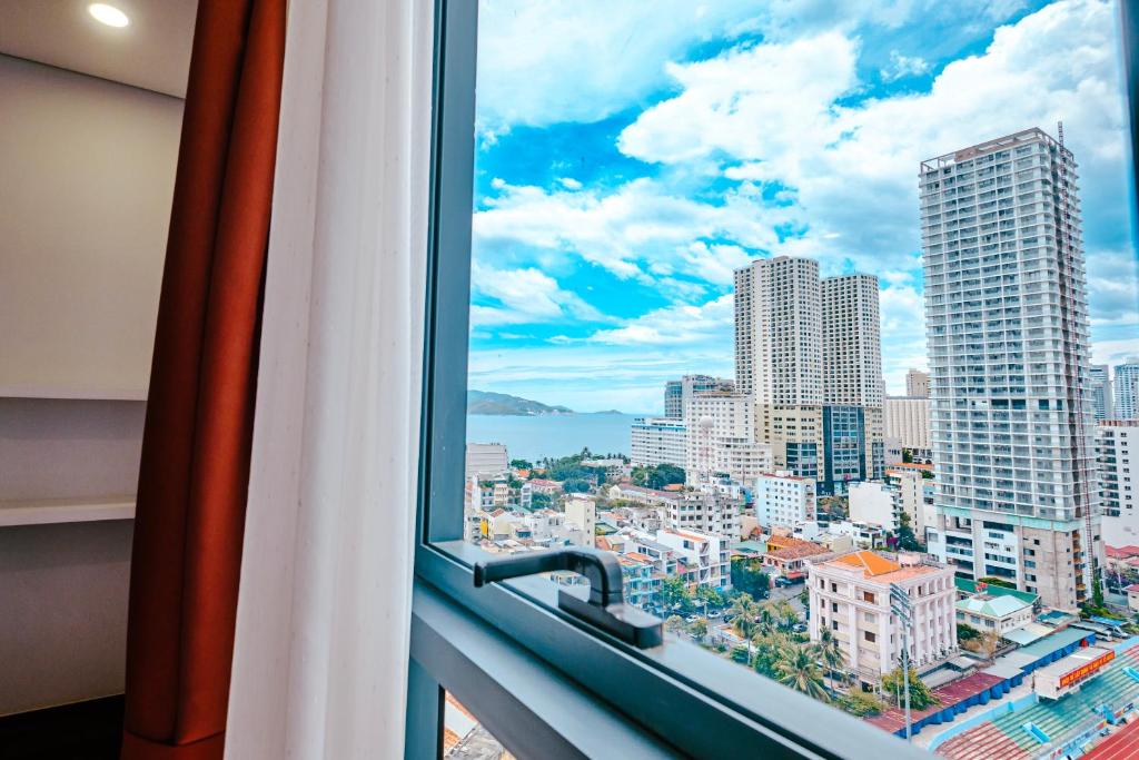 Ocean Sun Apartment - Marina Suite